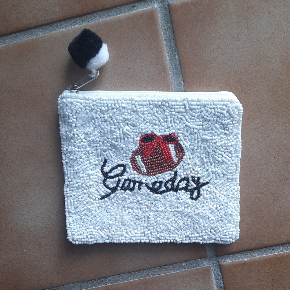 White Beaded Key/MoneyGame Day Holder